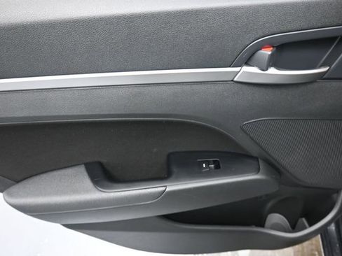 Used 2020 Hyundai Elantra SEL w/ Cargo Package (C1) image 20