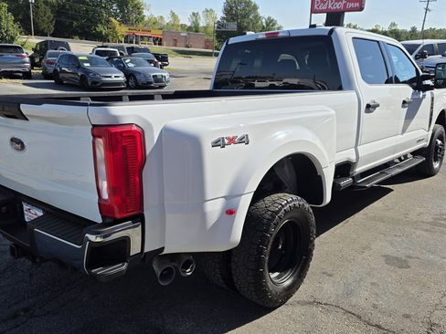 Used 2023 Ford F350 XLT image 7