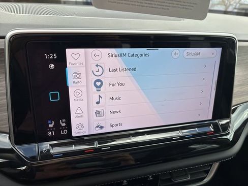 Certified 2025 Volkswagen Atlas SEL AWD/4WD image 19