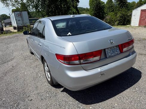 Used 2004 Honda Accord EX image 22