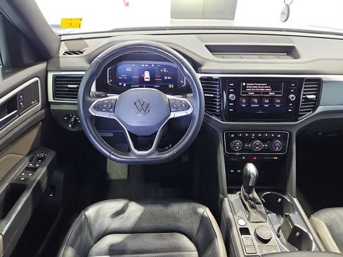 Used 2021 Volkswagen Atlas Cross Sport SEL Premium AWD/4WD image 14