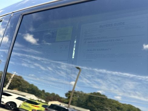 Used 2024 Nissan Pathfinder SL image 25