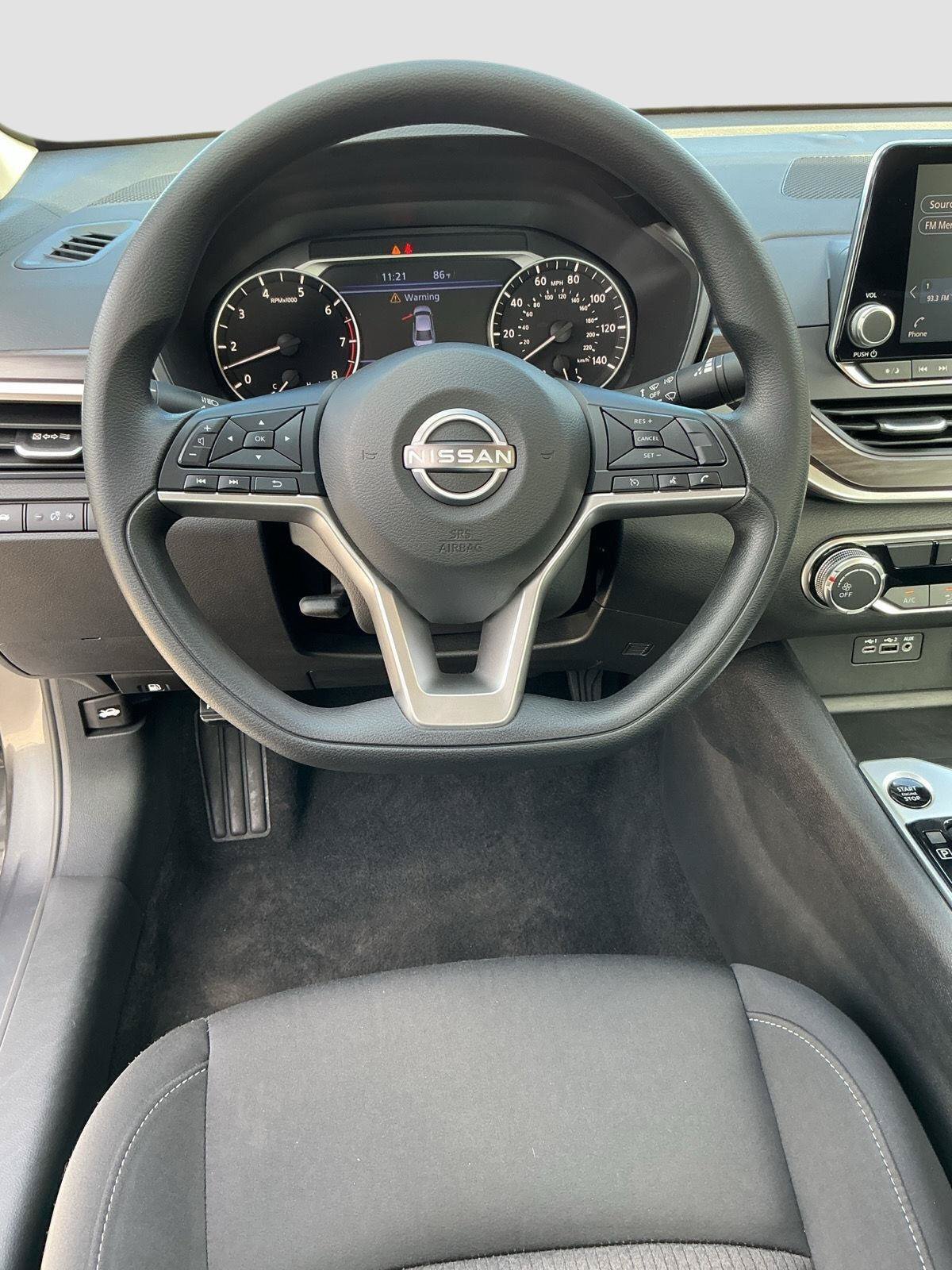Used 2026 Nissan Altima 2.5 SV FWD image 15