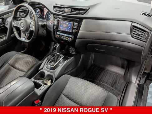 Used 2019 Nissan Rogue SV w/ Sun & Sound Touring Package AWD/4WD image 36