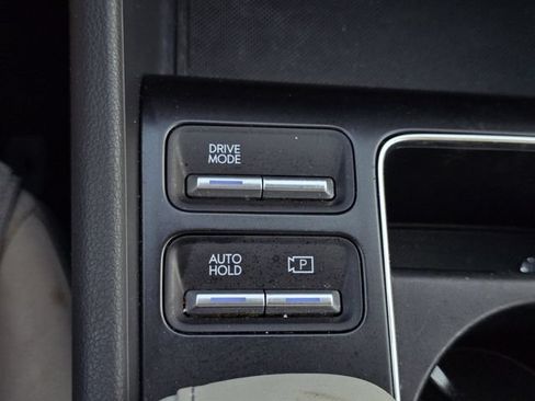 Used 2025 Hyundai Sonata SEL FWD image 37