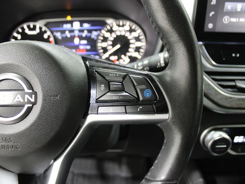 Used 2023 Nissan Altima 2.5 SL image 11