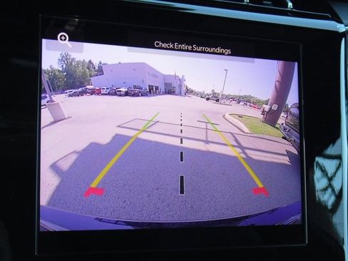 New 2025 Jeep Grand Cherokee Altitude image 24