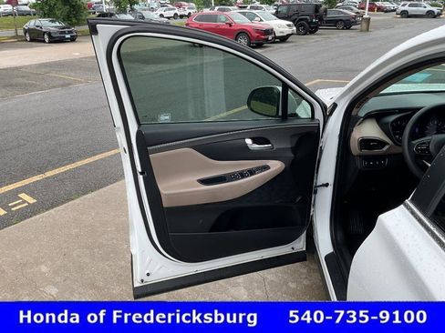 Used 2020 Hyundai Santa Fe SE w/ Cargo Package AWD/4WD image 14