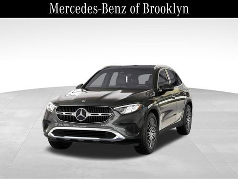 Certified 2025 Mercedes-Benz GLC 300 4MATIC image 41