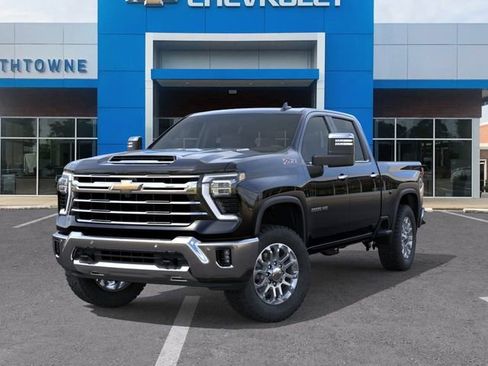 New 2026 Chevrolet Silverado 2500 LTZ w/ LTZ Plus Package AWD/4WD image 6