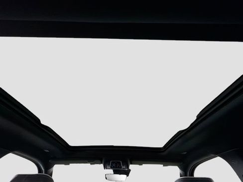 New 2026 RAM 1500 Laramie w/ Night Edition AWD/4WD image 22