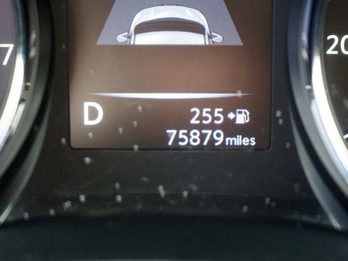 Used 2018 Nissan Rogue Sport SL w/ SL Premium Package image 15
