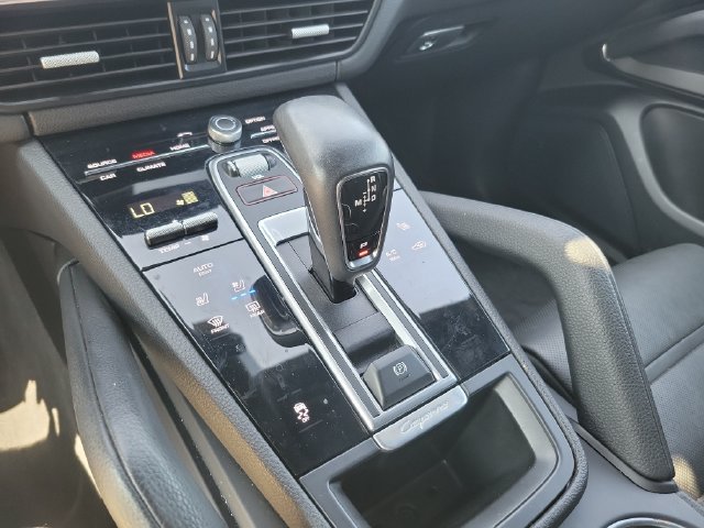 Used 2022 Porsche Cayenne Platinum Edition AWD/4WD image 23
