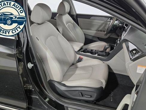 Used 2019 Hyundai Sonata Limited FWD image 38