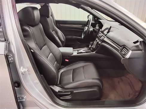Used 2022 Honda Accord Sport image 14