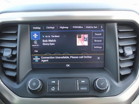 Used 2021 GMC Acadia Denali w/ Denali Technology Package image 30