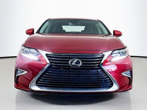 Used 2018 Lexus ES 350 w/ Premier Package FWD image 2