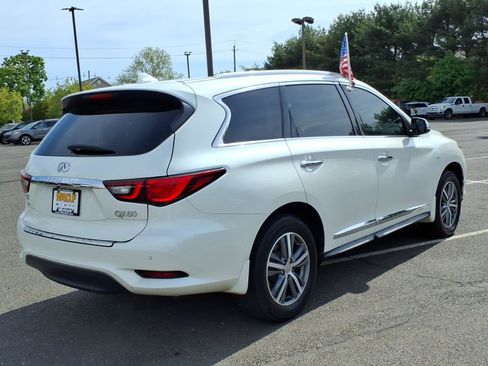 Used 2019 INFINITI QX60 Luxe w/ Essential Package AWD/4WD image 7