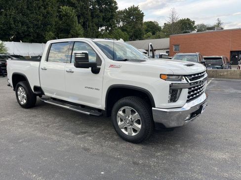 Used 2020 Chevrolet Silverado 2500 LTZ w/ LTZ Plus Package image 16