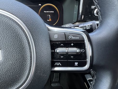 Used 2022 Kia Sorento SX Prestige image 30