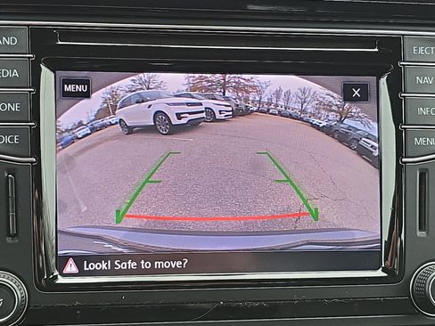 Used 2017 Volkswagen Jetta GLI image 22