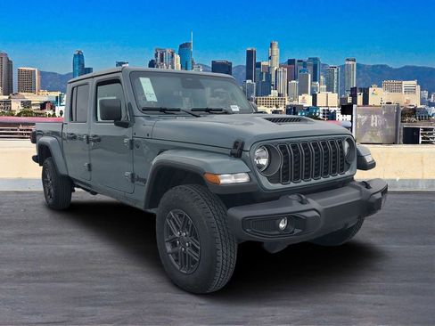 New 2026 Jeep Gladiator Sport image 3