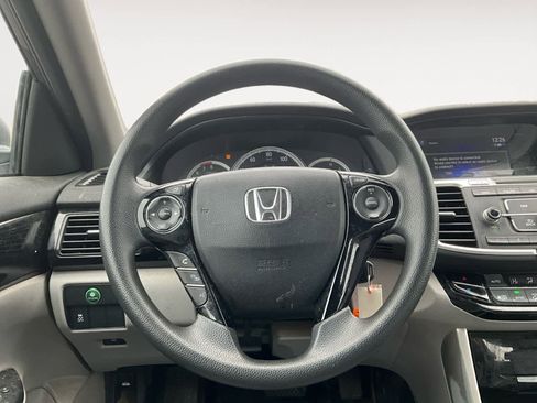 Used 2016 Honda Accord LX image 15