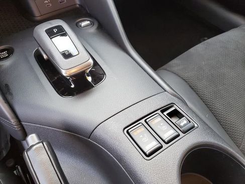 Certified 2024 Nissan Z Performance w/ Floor Mat Package image 21