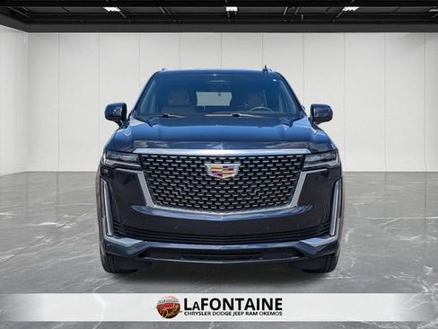 Used 2021 Cadillac Escalade Premium Luxury image 8