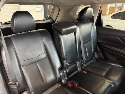 Used 2017 Nissan Rogue SL AWD/4WD image 47