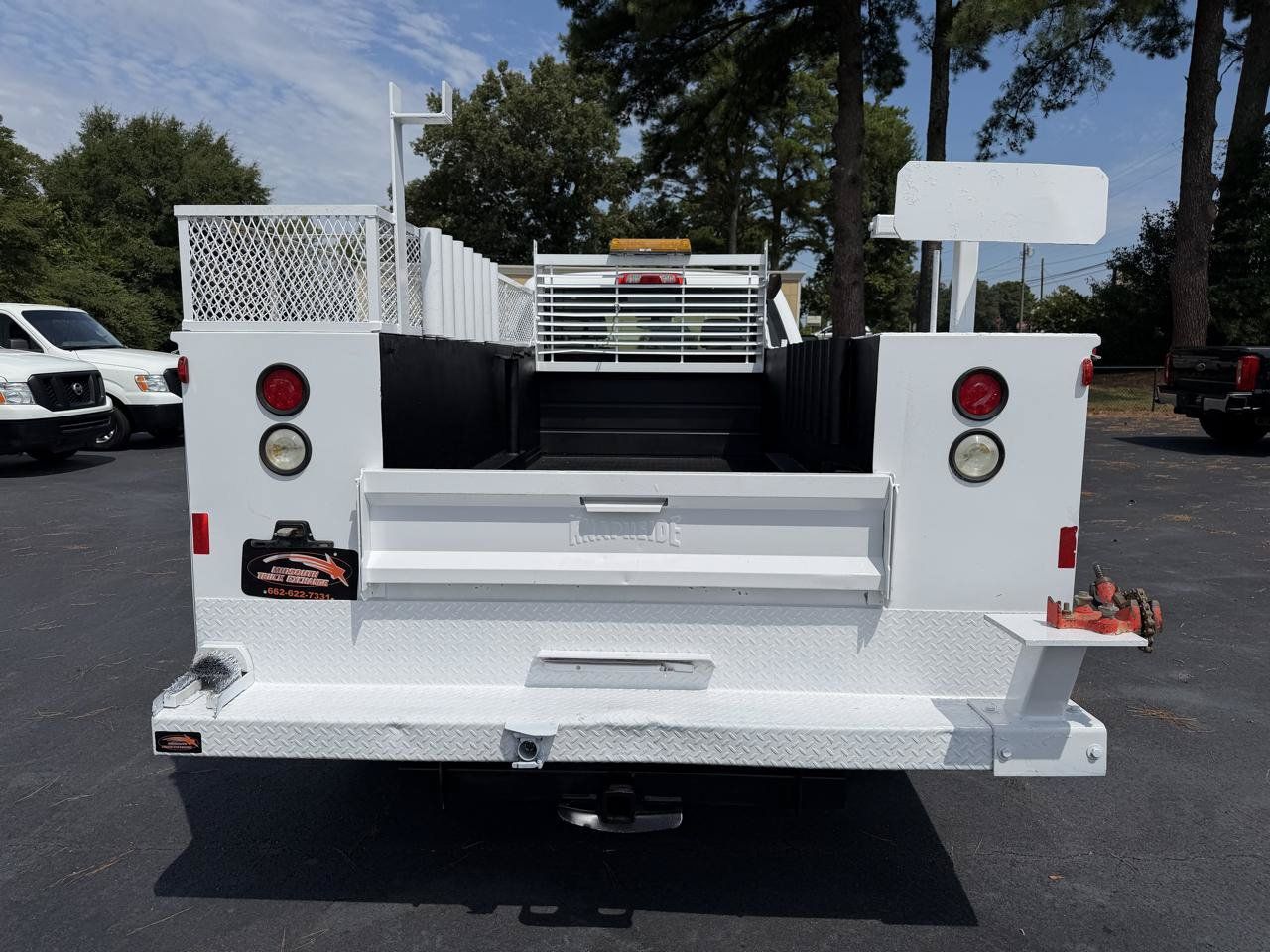 Used 2016 GMC Sierra 3500 2WD Crew Cab w/ Sierra Convenience Package image 3