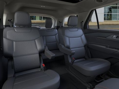 New 2026 Ford Explorer Active AWD/4WD image 11