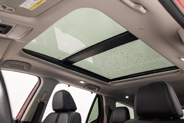 Used 2025 Honda Pilot Touring image 9