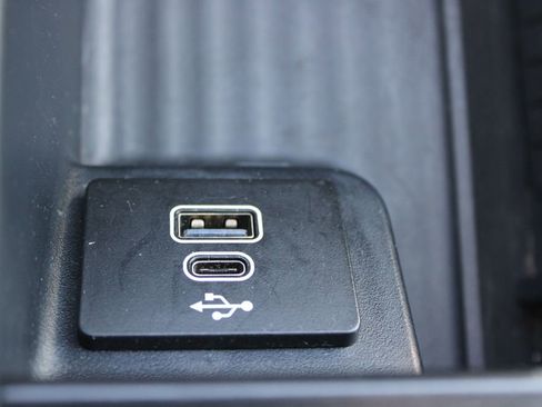 Used 2025 Ford Expedition Platinum image 60