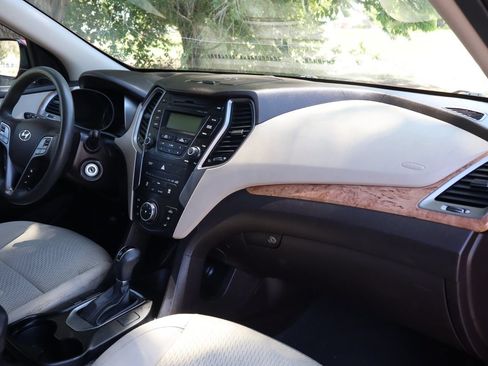 Used 2013 Hyundai Santa Fe Sport FWD image 17