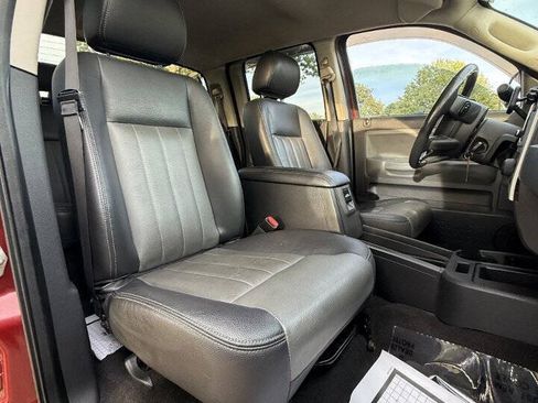 Used 2008 Dodge Dakota Laramie w/ Mopar Chrome Edition Group AWD/4WD image 16