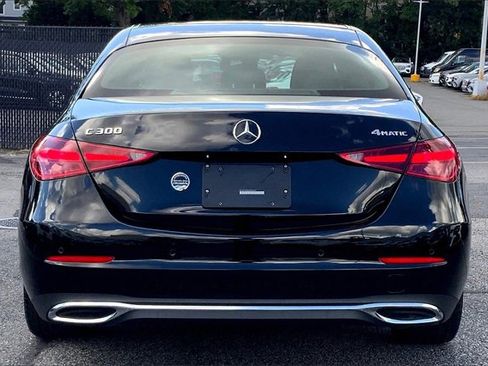 Used 2025 Mercedes-Benz C 300 4MATIC Sedan image 3