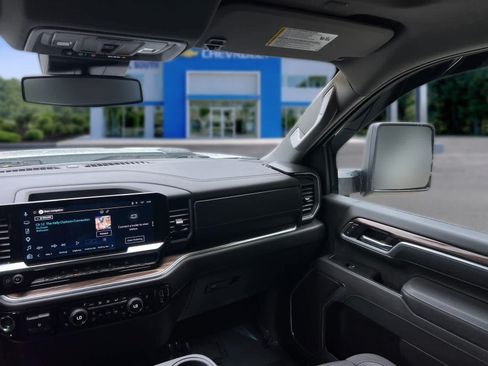 Certified 2025 Chevrolet Silverado 2500 LT w/ Safety Package AWD/4WD image 34