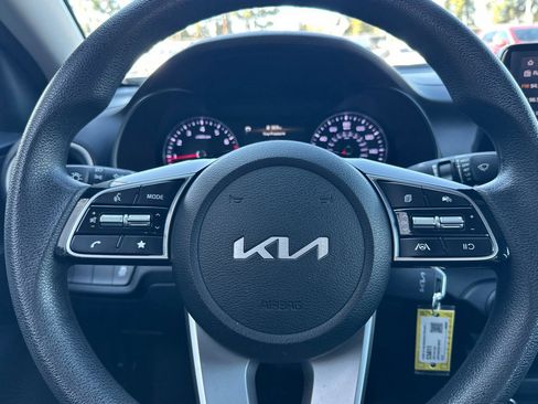 Used 2024 Kia Forte LXS image 21