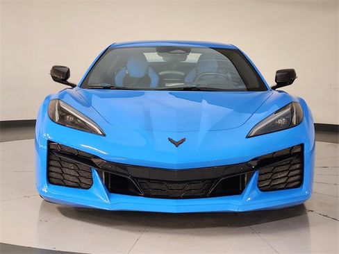 Used 2025 Chevrolet Corvette Z06 w/ Battery Protection Package image 9