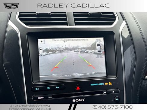 Used 2018 Ford Explorer Platinum image 9