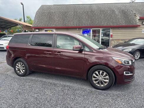 Used 2020 Kia Sedona LX FWD image 5