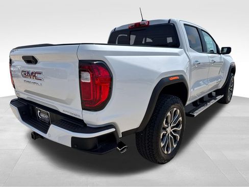 New 2026 GMC Canyon Denali AWD/4WD image 10