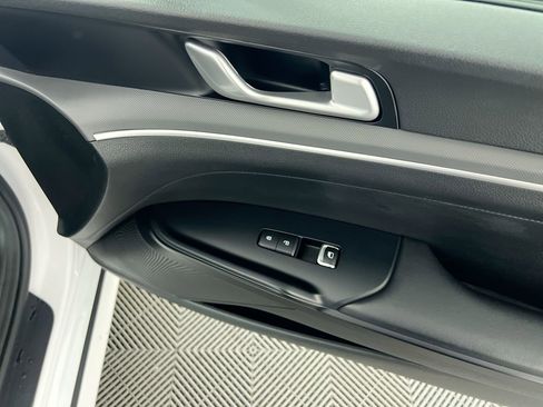 Used 2022 Kia K5 LXS image 30