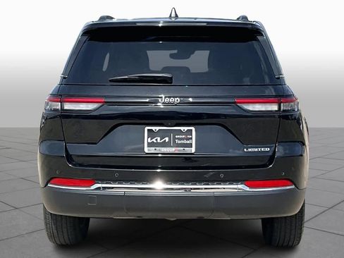 Used 2023 Jeep Grand Cherokee Limited image 5