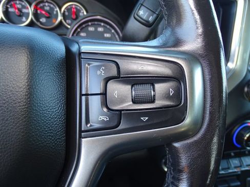 Certified 2019 Chevrolet Silverado 1500 LT Trail Boss AWD/4WD image 17