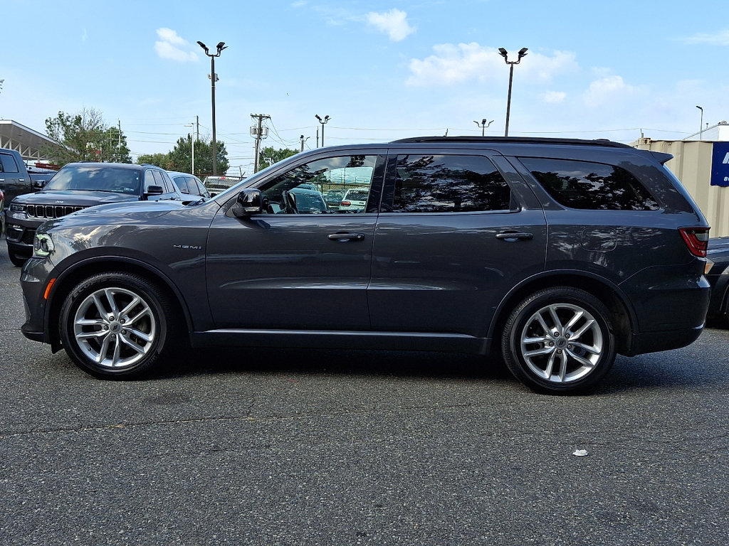 Used 2023 Dodge Durango R/T AWD/4WD image 2