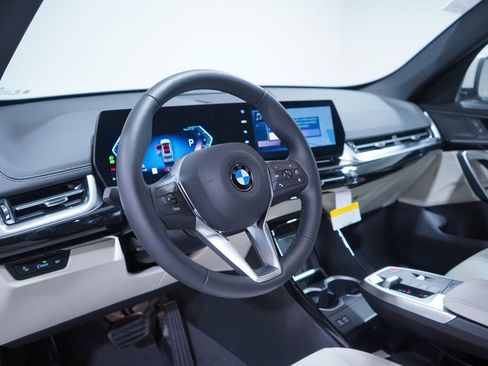 New 2026 BMW X1 xDrive28i image 6