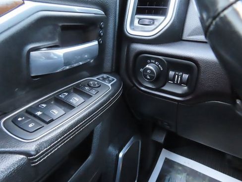 Used 2023 RAM 2500 Laramie image 31