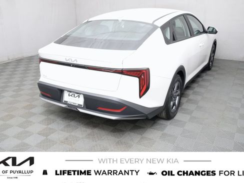 New 2026 Kia K4 FWD image 5